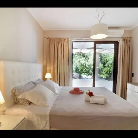 וילה Corfu Dream Holidays פראמה